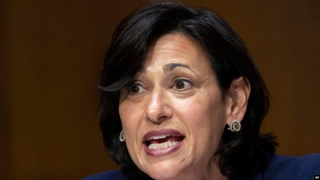 La octora Rochelle Walensky, directora de los Centros para el Control y la Prevención de Enfermedades, testifica durante una audiencia en el Senado el 16 de junio de 2022, en el Capitolio en Washington.