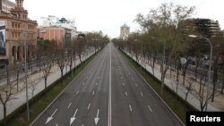 جادەیەکی مەدریدی پایتەختی ئیسپانیا، 24 ی مانگی سێی 2020