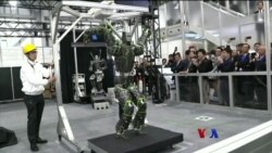 ကယ်ဆယ်ရေး လုပ်ငန်းအတွက် ဂျပန် စက်ရုပ်များ
