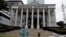 Indonesia's constitutional court -အင်ဒိုနီးရှားနိုင်ငံက ဖွဲ့စည်းပုံအခြေခံဥပဒေဆိုင်ရာ တရားရုံး။