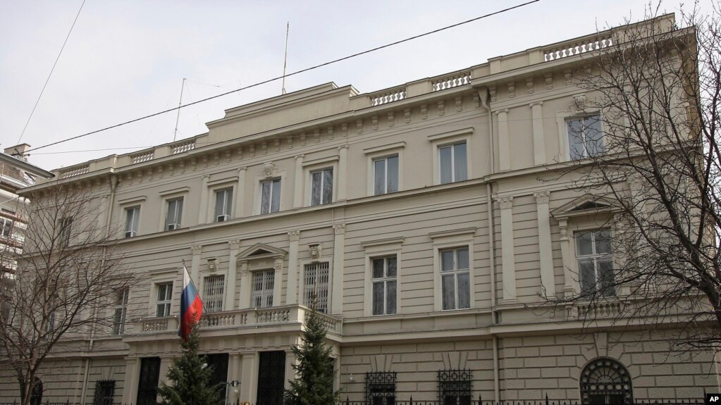 资料照片：2010年3月19日，俄罗斯驻奥地利维也纳大使馆照片。（美联社照片）(photo:VOA)