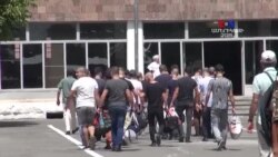 «Կկարոտեմ մամայիս ու ընկերուհուս»․ամառային առաջին նորակոչիկները մեկնեցին ծառայության