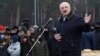 Los atacantes de Moscú se dirigieron primero a Bielorrusia, dice su presidente contradiciendo a Putin