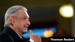 El presidente mexicano Andrés Manuel López Obrador en una de sus ruedas de prensa en el Palacio Nacional de México. [Foto de archivo]