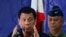 រូបឯកសារ៖ លោក​ Rodrigo Duterte ប្រធានាធិបតី​ហ្វីលីពីន ថ្លែង​ទៅ​កាន់​កង​ទាហាន​ក្នុង​អំឡុង​ដំណើរ​ទស្សនកិច្ច​នៅ​បន្ទាយ​ទាហានមួយ នៅភាគ​ខាង​ត្បូង​ប្រទេស​ហ្វីលីពីន កាលពីថ្ងៃទី២៧ ខែមករា ឆ្នាំ២០១៧។