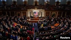 Президент Джо Байден выступает с обращением о состоянии Союза на совместном заседании Конгресса в Капитолии США 7 февраля 2023 года в Вашингтоне.