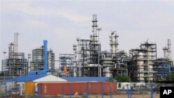Newly inaugurated Guru Gobind Singh Refinery near Bathinda in the northern Indian state of Punjab, April 28, 2012, file photo.
