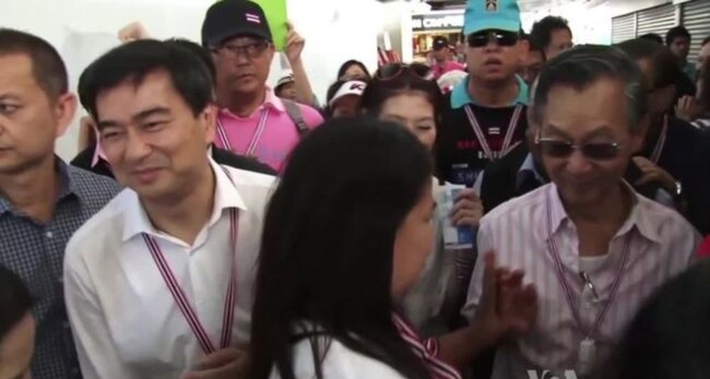 Anti-Government Protesters Paralyze Downtown Bangkok