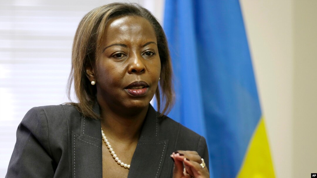 Menteri Luar Negeri Rwanda Louise Mushikiwabo menuduh Perancis secara tidak langsung bertanggungjawab dalam genosida di negaranya (foto: dok). 