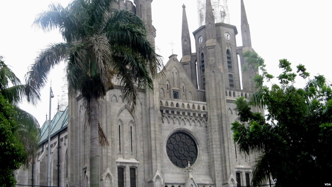 Gereja Katedral di Jakarta Pusat. (VOA/Andylala Waluyo)