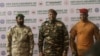 Les chefs d'État du Mali, Assimi Goita, du Niger, le général Abdourahamane Tiani et du Burkina Faso, le capitaine Ibrahim Traore, lors du premier sommet ordinaire de l'Alliance des États du Sahel (AES) à Niamey, au Niger, le 6 juillet 2024. REUTERS / Mahamadou Hamidou