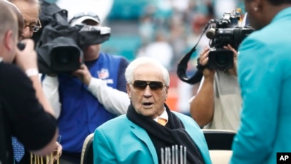 Legendary Miami Dolphins coach Don Shula dead at age 90