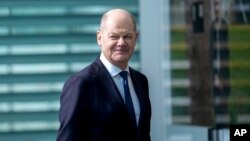 اولاف شولتز، صدراعظم آلمان