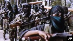 Un tribunal condenó a nueve personas de pertenecer a una red terrorista que entrenó en Afganistán.