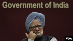 PM India Manmohan Singh berjanji akan mengupayakan UU anti korupsi yang lebih keras (23/8).