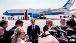 美國國務卿布林肯抵達埃及開羅機場推動加沙停火。 （2024年6月10日）