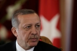 رئیس حکومت ترکیه سقوط ارزش برابری پول کشور را گذرا قلمداد کرد