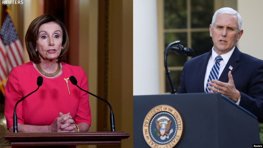 Ketua DPR AS Nancy Pelosi (kiri) dan Wapres Mike Pence 