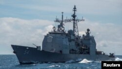 Kapal penjelajah bersenjata rudal USS Antietam (CG54) di Laut China Selatan, 6 Maret 2016. (Foto: dok).