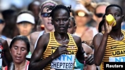 La marathonienne ougandaise Rebecca Cheptegei lors d'une compétition à Budapest, Hongrie – 26 août 2023 (REUTERS)