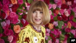 FILE - Anna Wintour arrives at the 72nd annual Tony Awards at Radio City Music Hall, June 10, 2018, in New York. 