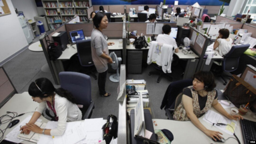 Serangan dunia maya canggih dilaporkan menyerang jaringan komputer di kantor IMF awal tahun ini (foto: ilustrasi).