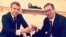 Predsednik Francuske Emanuel Makron i predsednik Srbije Aleksandar Vučić, u Parizu, 11. novembra 2019. (Foto: Tviter nalog Aleksandra Vučića)