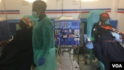 Centro depende de água fornecida por camiões cisterna que luta para obter gasóleo