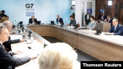 영국 콘월에서 12일, 주요 7개국 (G7) 확대 정상회의가 열리고 있다. 