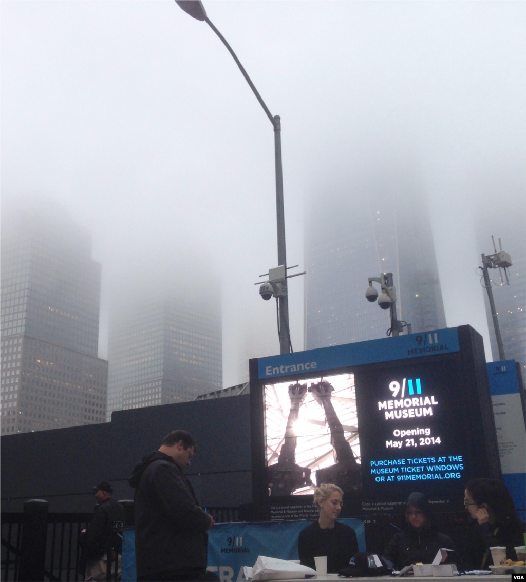 Hours before the dedication ceremony of the National September 11 Memorial Museum starts, security is tight and the mood somber, Ground Zero, New York City, May 15, 2014. (Adam Phillips/VOA)