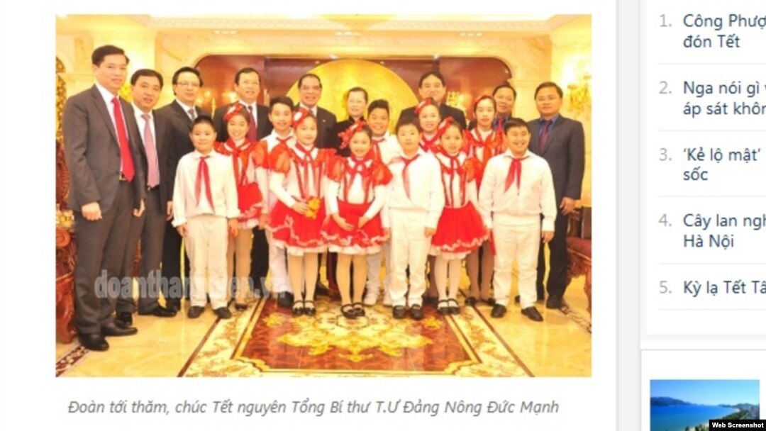 Tờ Tiền Phong đã thay bức ảnh gây ‘sốt’ cộng đồng mạng bằng một bức ảnh khác không thấy rõ nội thất ở bên trong nơi được cho là nhà của ông Mạnh.