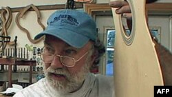 Vejn Henderson - tvorac slavnih akustičnih gitara