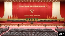 김정은 북한 국무위원장이 지난달 9일 평양에서 열린 6차 당 세포비서 대회에서 연설했다.