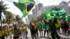 Les partisans de Jair Bolsonaro, célèbrant la victoire de leur candidat le 28 octobre 2018 à Rio de Janeiro. (AP Photo / Silvia Izquierdo)