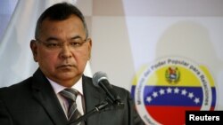 Venezuela's Interior and Justice Minister Nestor Reverol attends to a news conference in Caracas, Aug. 22, 2016. 