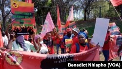 AbeSouth Africa betshengisela esigodlweni sommeli weZimbabwe, ePretoria