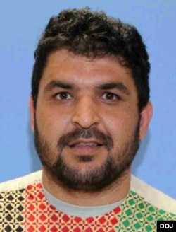 枪击美国国民警卫队员的嫌疑人，阿富汗公民拉赫曼努拉·拉坎瓦尔