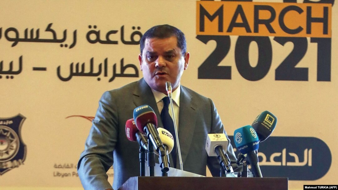 عەبدولحەمید دبیبە، سەرەک وەزیری کاتیی لیبیا