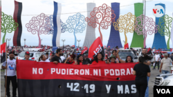 Los simpatizantes del gobierno estuvieron a másde 300 metros de la tribuna desde donde habló el presidente de Nicaragua, Daniel Ortega, en el acto por el 42 aniversario de la Revolución Sandinista el 19 de julio de 2021. Foto VOA.