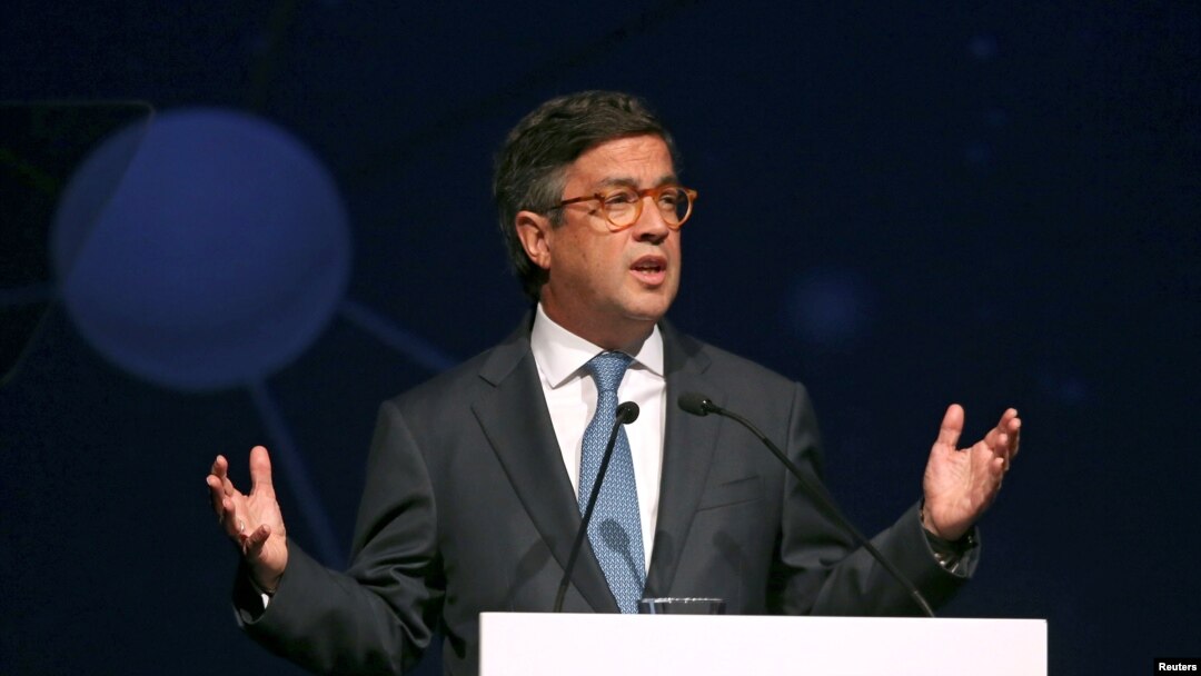 Luis Alberto Moreno, president of the Inter-American Development Bank, speaks during the Americas Business Summit in Lima, Peru, April 12, 2018. On Friday the bank recognized a Venezuelan representative chosen by opposition leader Juan Guaido.