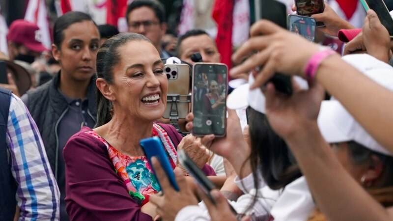 Confrontación de Sheinbaum y Gálvez carga otra vez el debate presidencial de México sobre economía