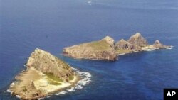 Pulau di kepulauan Senkaku yang disengketakan oleh Jepang dan Tiongkok, yang diperkirakan kaya sumber daya minyak (foto: dok). 