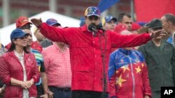 Funcionarios estadounidenses también indicaron que "esperan que Maduro no se presente en la cumbre" y que el presidente Trump no tiene previsto reunirse con la delegación venezolana en el marco del encuentro.