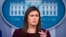 La portavoz de la Casa Blanca, Sarah Huckabee Sanders, dijo que los comentarios del presidente Trump sobre su ex asistente Omarosa Manigault Newman, "solo reflejan su frustración".