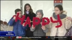 Shkodër, fëmijët ndihmojnë familjet në nevojë