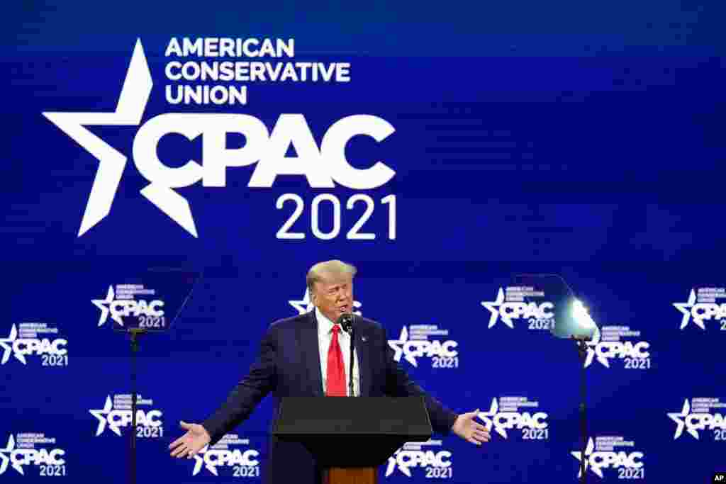 도널드 트럼프 전 미국 대통령이 지난 28일 플로리다주 올랜도에서 열린 보수정치행동회의(CPAC) 연설을 하면서 차기 대선 출마 가능성을 시사했다.