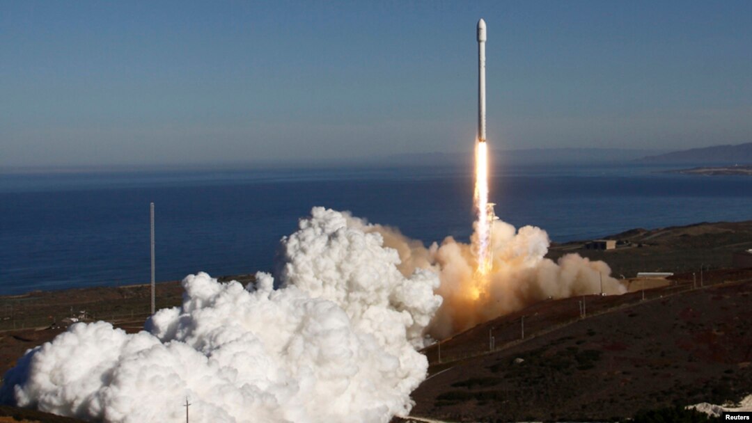 El pasado 29 de setiembre, SpaceX realizó con éxito el primer vuelo de prueba del nuevo Falcon 9.