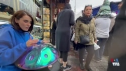 حال‌وهوای «میدان تجریش» تهران، چند ساعت مانده به آغاز سال ۱۴۰۵ خورشیدی
