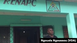 Jean-Pierre Mahoungou, le directeur exécutif du RENAPC exige la disponibilité des ARV pour les six prochains mois, à Brazzaville, Congo, Ngouela Ngoussou, 30 novembre 2016.