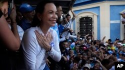 La aspirante presidencial por la oposición María Corina Machado durante un acto de campaña para la elección primaria, en octubre del año 2023. La dirigente de Vente Venezuela ganó esa votación con más de 92 % de las papeletas.